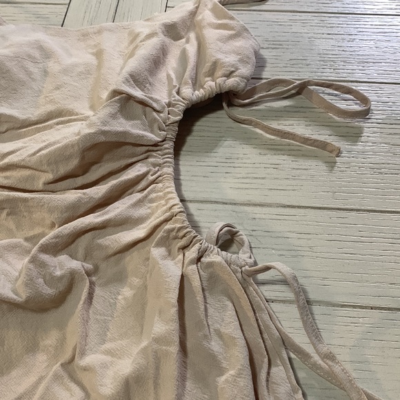 Linen Dress - Picture 2 of 3